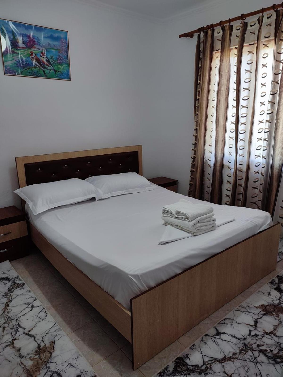 Guest House Eloid Berat Room photo